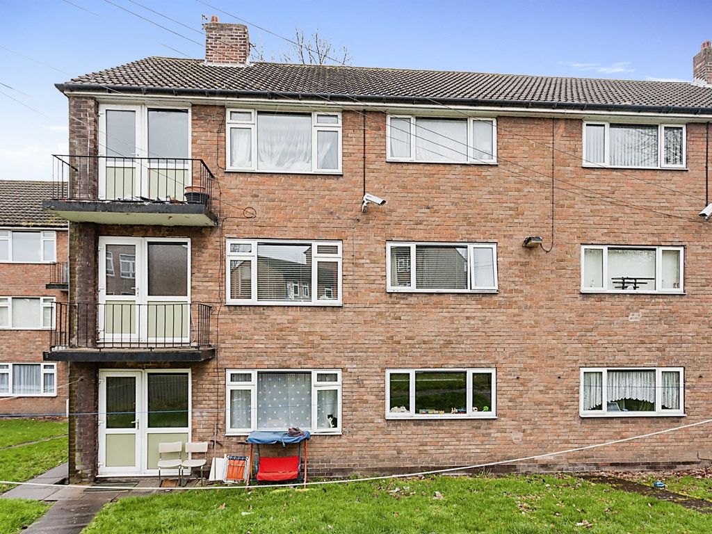 2 bed flat for sale in Boothroyd Green, Dewsbury WF13 Zoopla