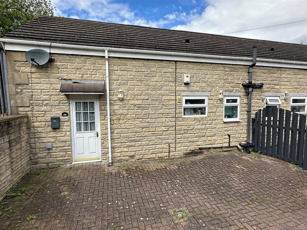 3 bed semidetached house for sale in Victoria Road, Eccleshill