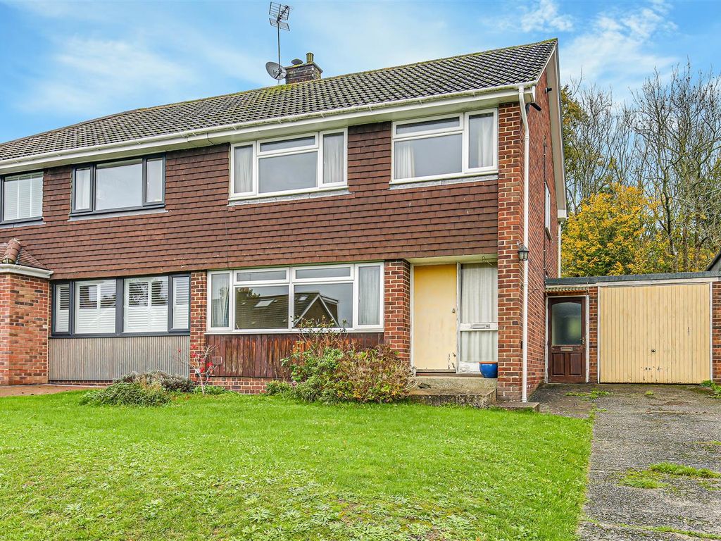 3 bed semidetached house for sale in Central Way, Oxted RH8, £650,000