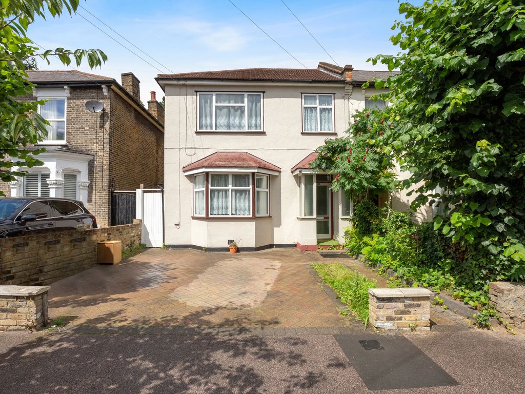 4 bed semidetached house to rent in Durham Road, London E12 Zoopla