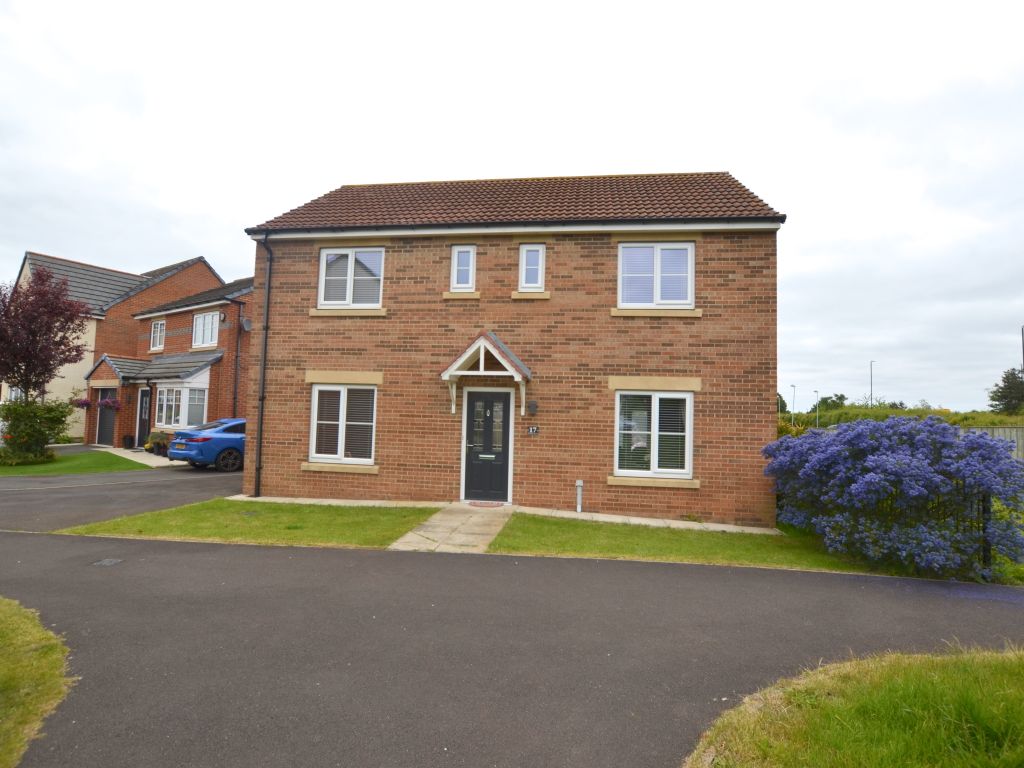 4 bed detached house for sale in Kingfisher Road, Washington NE38 Zoopla