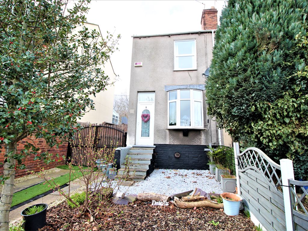2 bed end terrace house for sale in North Cliff Road, Conisbrough