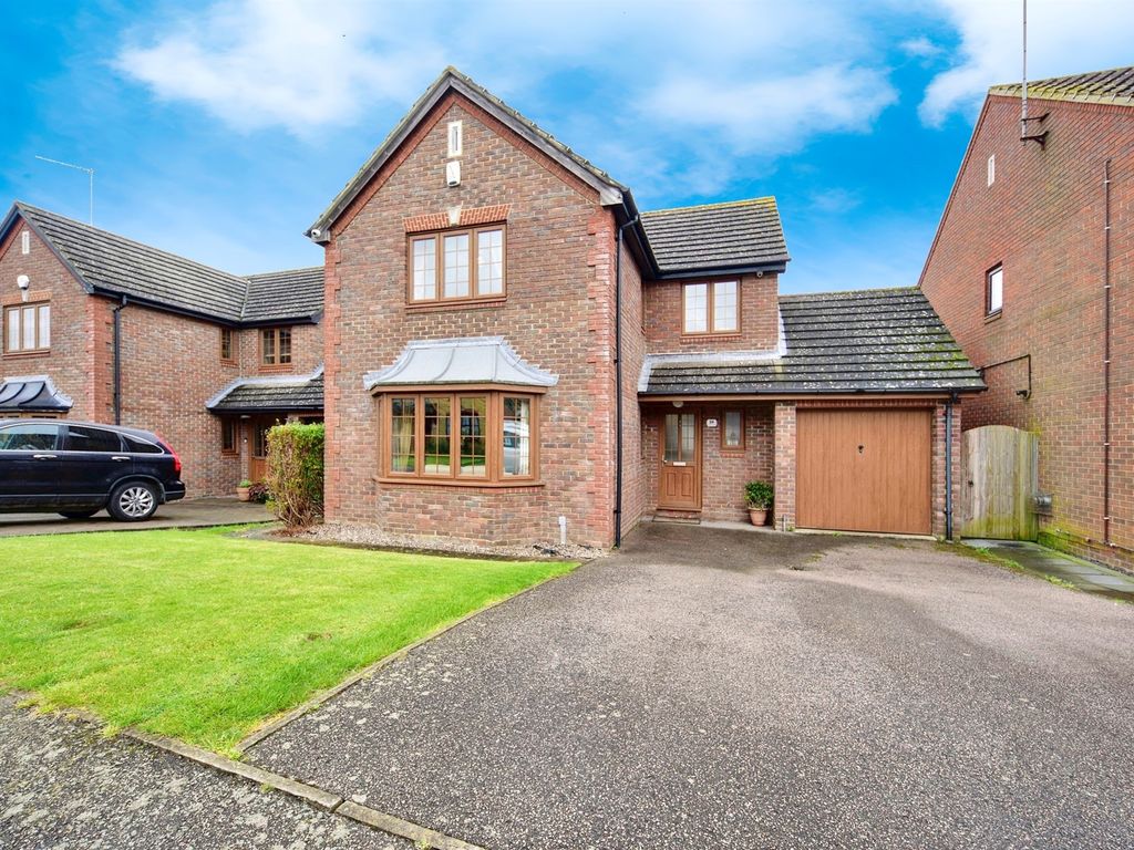 4 bed detached house for sale in Hostier Close, Halling, Rochester ME2