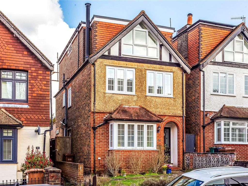 5 bed detached house for sale in Chart Lane, Reigate, Surrey RH2, £