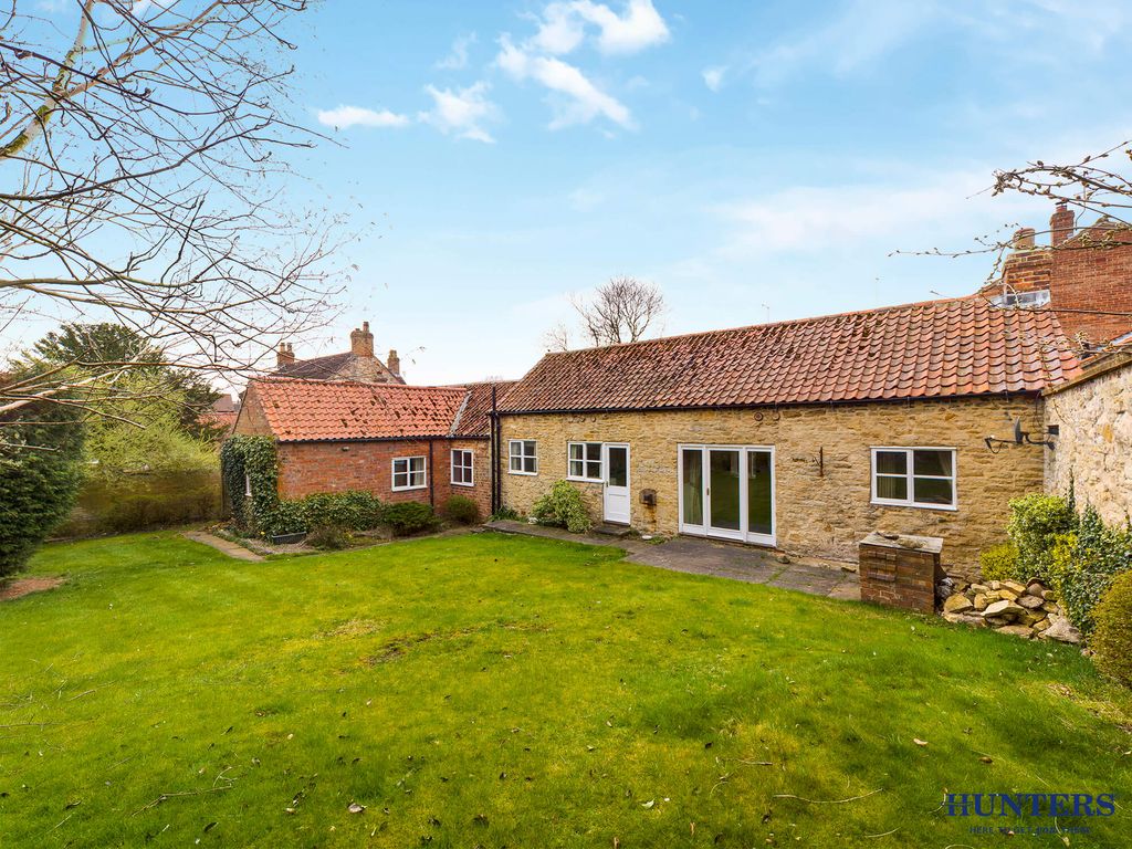3 bed cottage for sale in eastwold, north newbald, york, east riding of yorkshire yo43