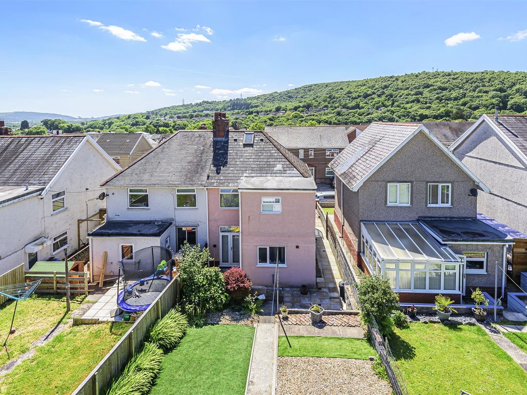 3 bed semidetached house for sale in Kelvin Road, Clydach, Swansea SA6 Zoopla