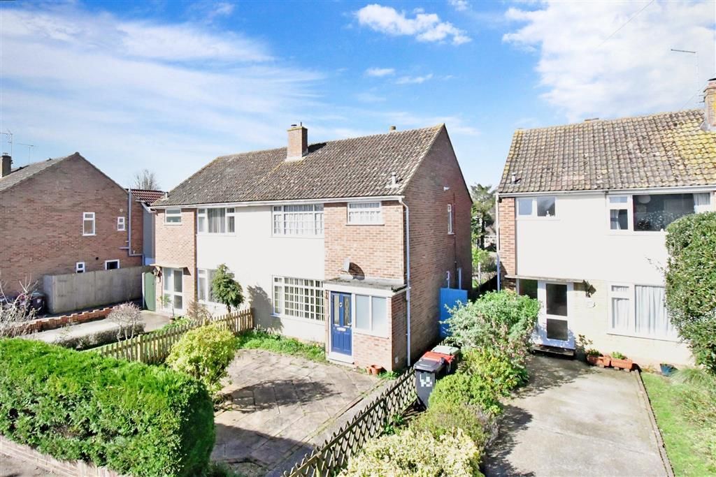 3 bed semidetached house for sale in School Lane, Blean, Canterbury
