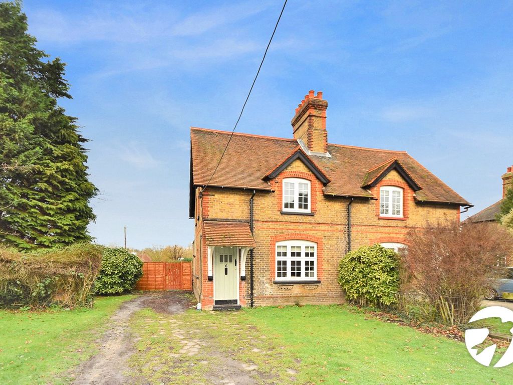 3 bed end terrace house to rent in Horton Road, Horton Kirby, Dartford