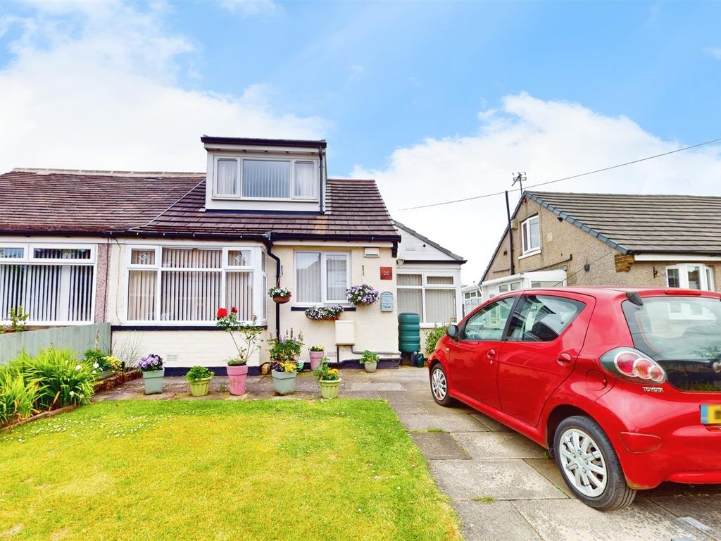 3 bed semidetached bungalow for sale in Mostyn Grove, Wibsey, Bradford