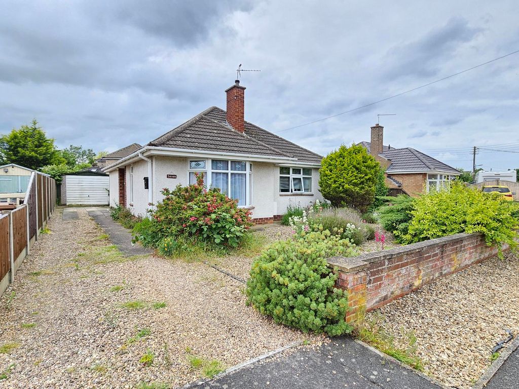 2 bed detached bungalow for sale in St Clements Road, Ruskington NG34
