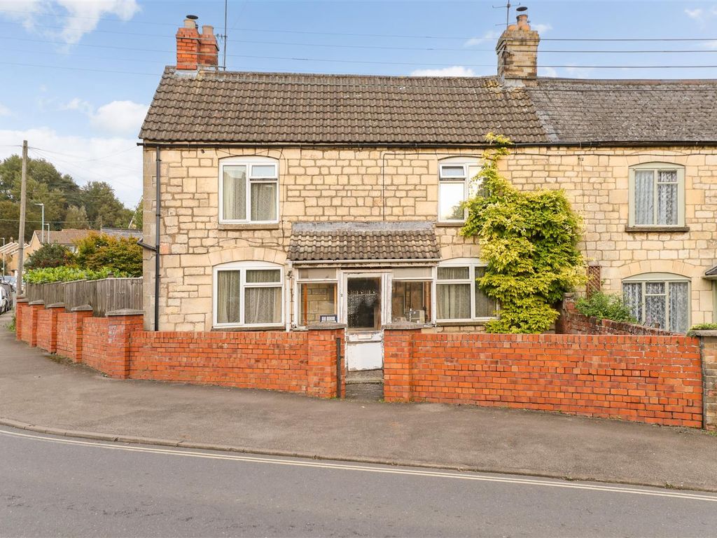 4 bed property for sale in Alma Terrace, Paganhill, Stroud GL5, £