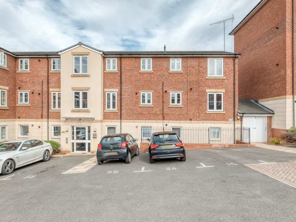2 bed flat for sale in Dixon Close, Enfield, Redditch B97 Zoopla