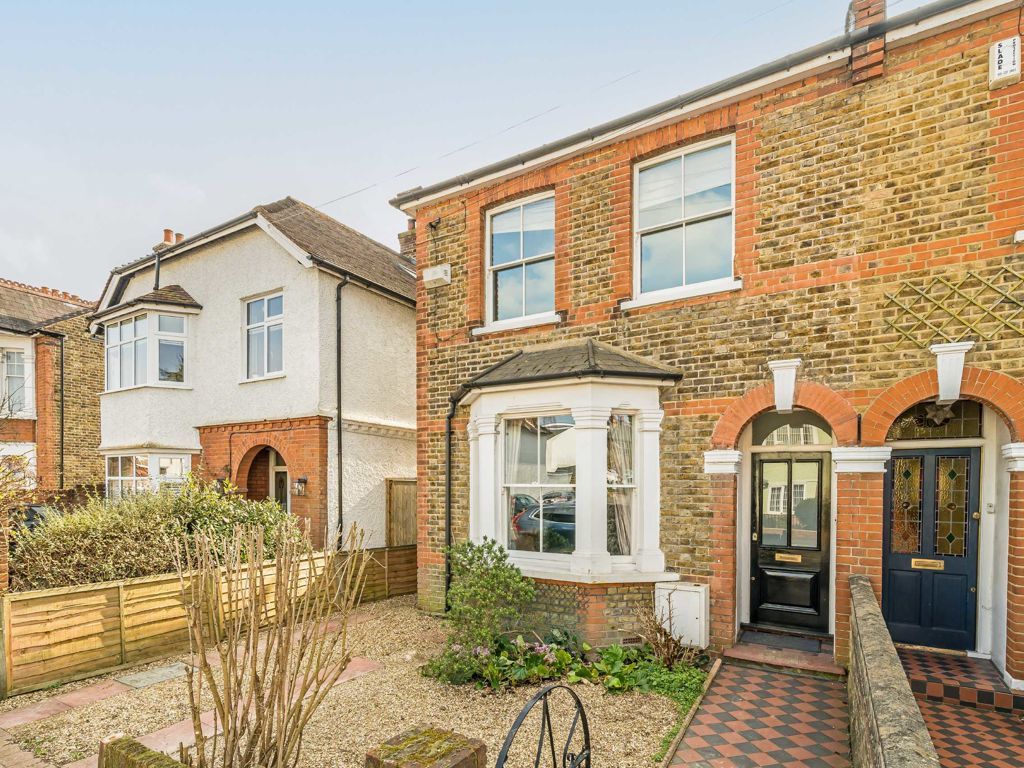 4 bed semidetached house for sale in Thornhill Road, Surbiton KT6, £