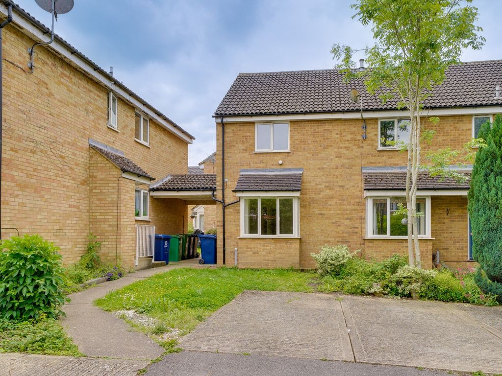 2 bed terraced house for sale in Fishers Way, Godmanchester, Huntingdon