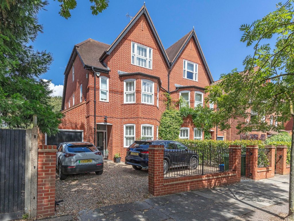6 bed semidetached house for sale in Waldegrave Park, Twickenham TW1