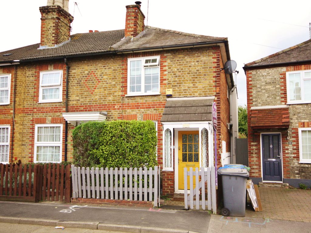 2 bed end terrace house for sale in Fordwater Road, Chertsey KT16 Zoopla