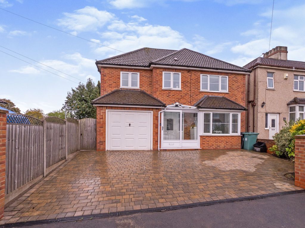 4 Bed Detached House For Sale In Kennard Road Bristol BS15 Zoopla