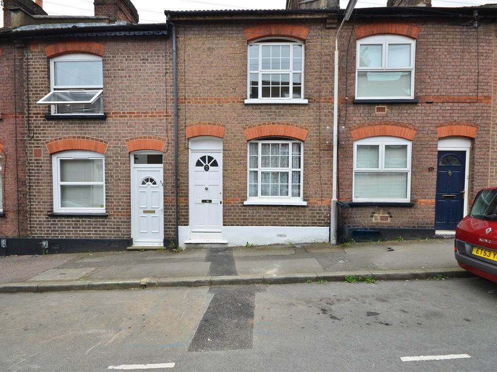 3 bed terraced house to rent in Tavistock Street, Luton LU1 Zoopla