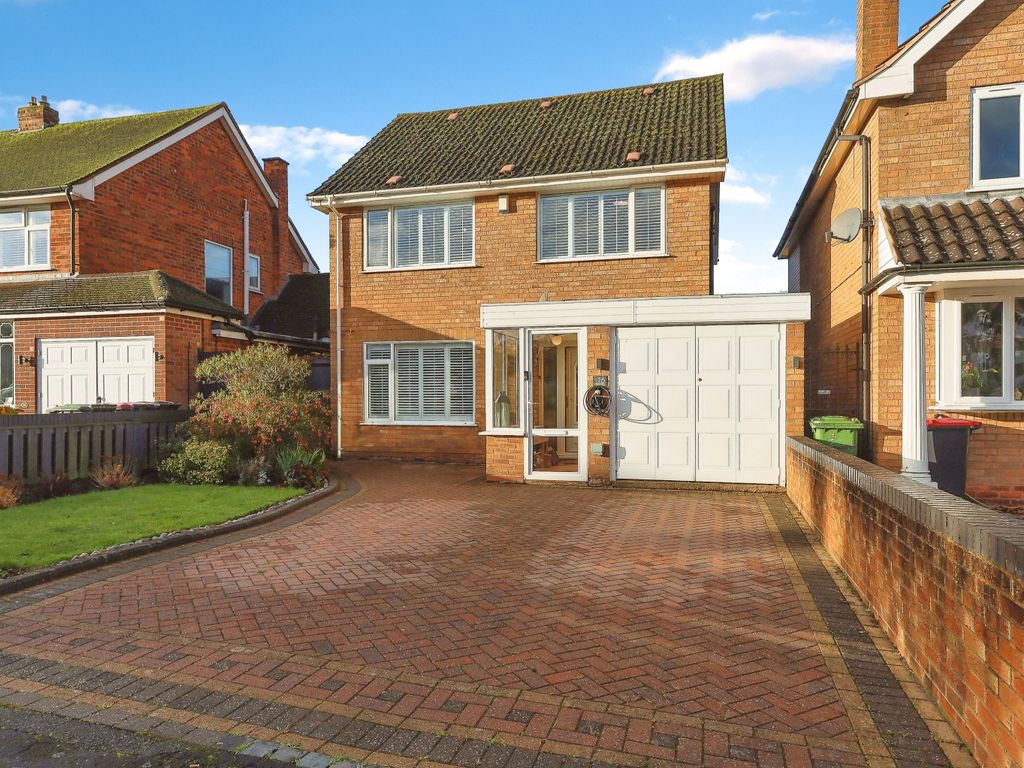 4 bed detached house for sale in Montfort Road, Coleshill, Birmingham