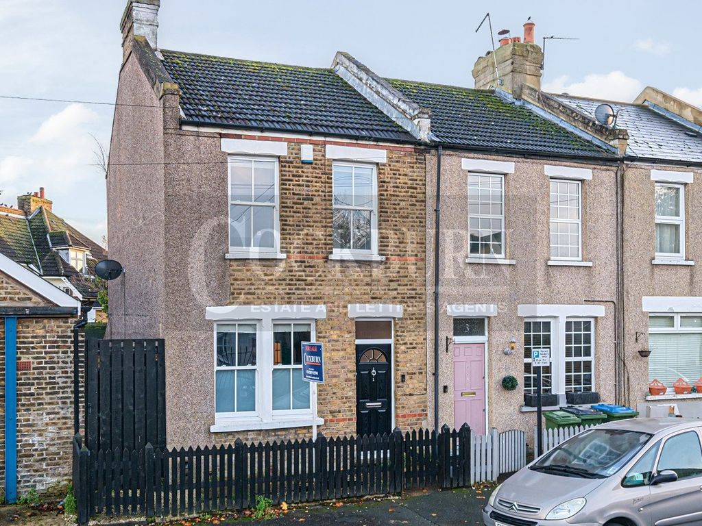 2 bed terraced house for sale in Hainault Street, New Eltham SE9, £