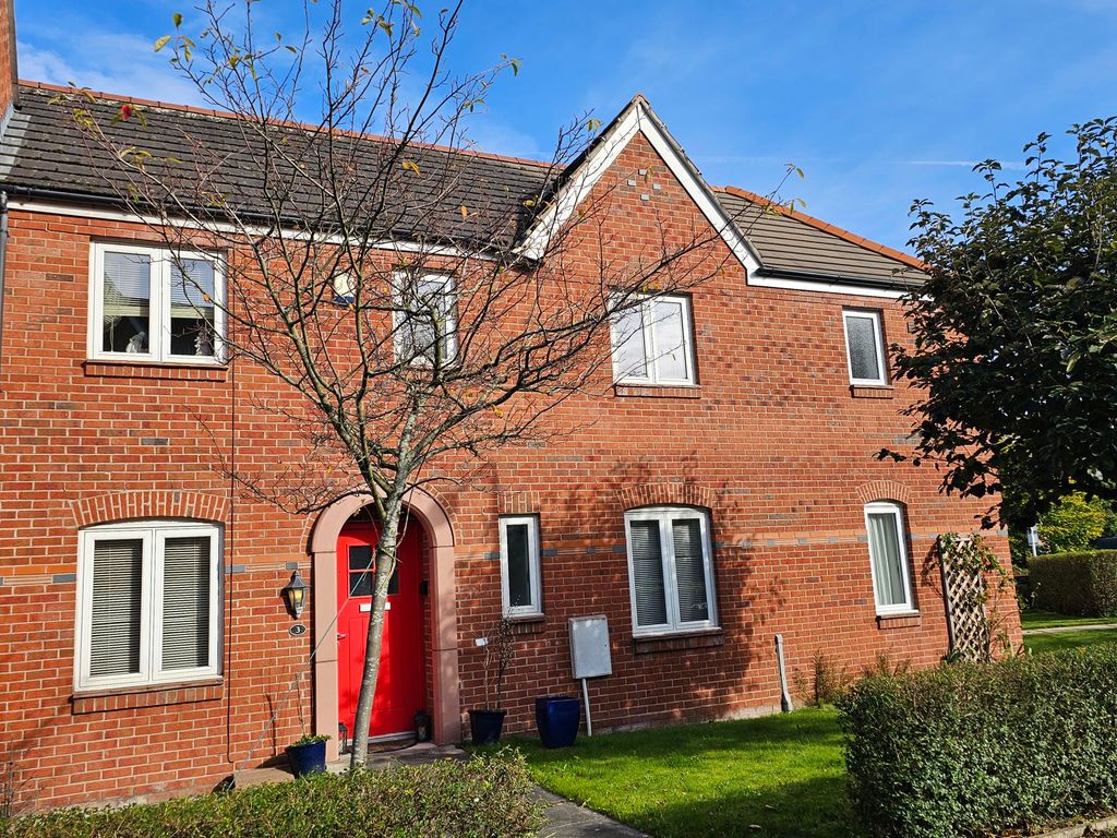 3 bed semidetached house for sale in Badger Road, West Timperley