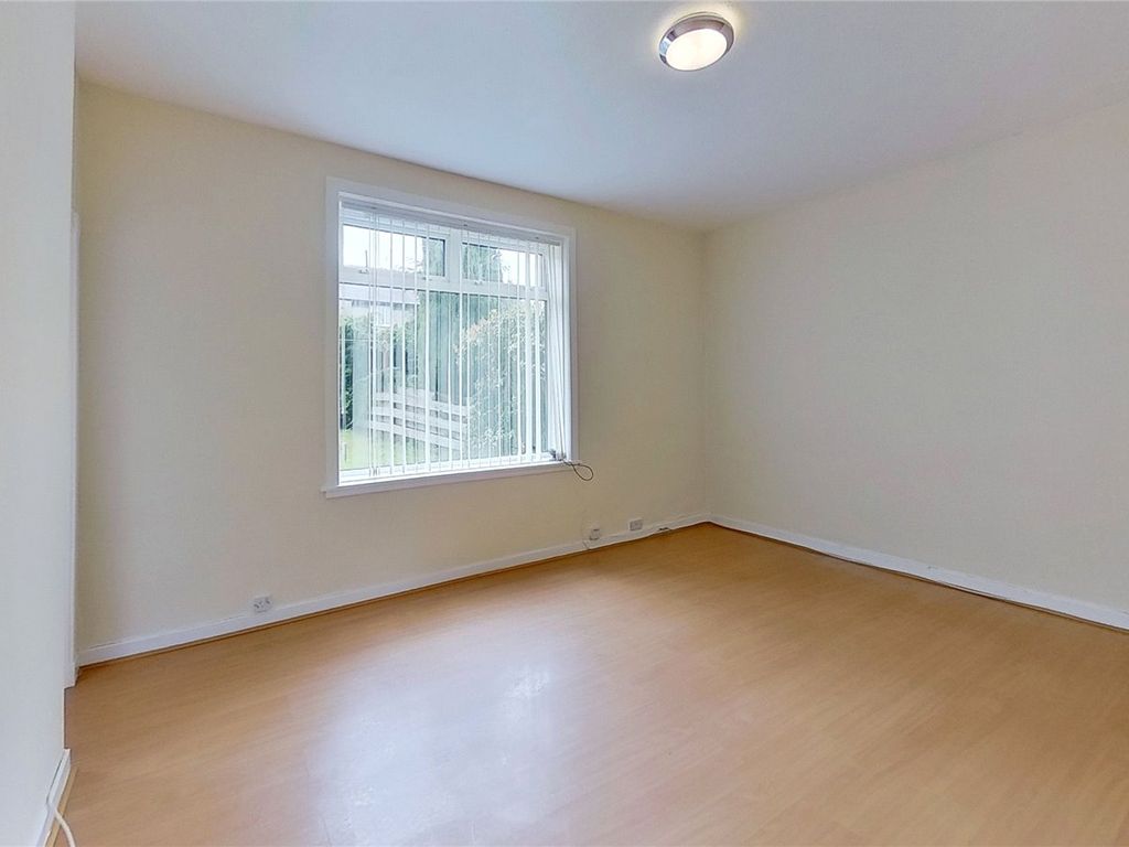 2 bed detached house to rent in Broomfield Crescent, Edinburgh EH12, £