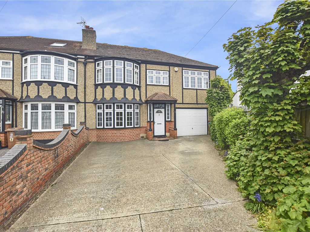 5 bed semidetached house for sale in Arbuthnot Lane, Bexley, Kent DA5