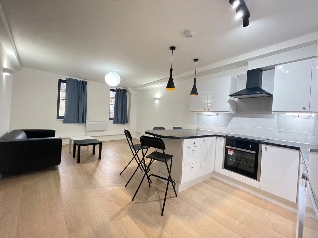 2 bed flat to rent in St Johns Hill, Clapham Junction SW11 Zoopla