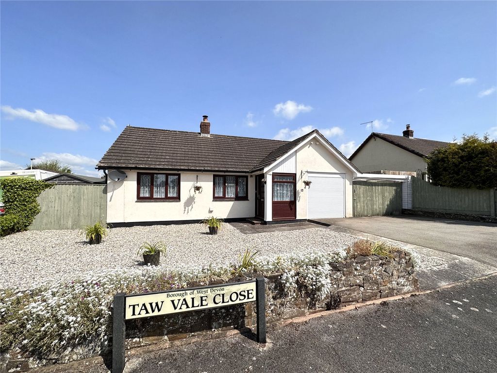 2 bed bungalow for sale in Taw Vale Close, North Tawton EX20 Zoopla