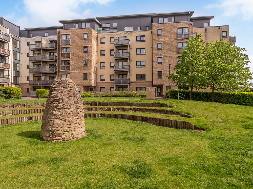 1 bed flat for sale in 7/10 Hawkhill Close, Easter Road EH7 Zoopla