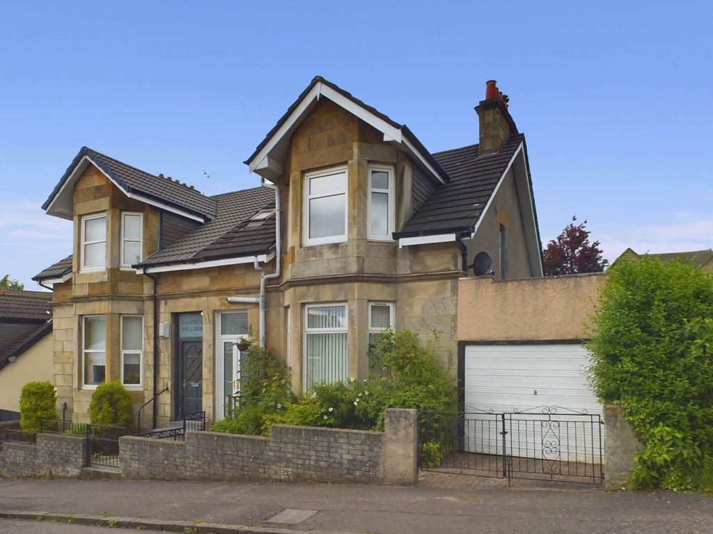3 bed semidetached house for sale in Wellside Drive, Cambuslang