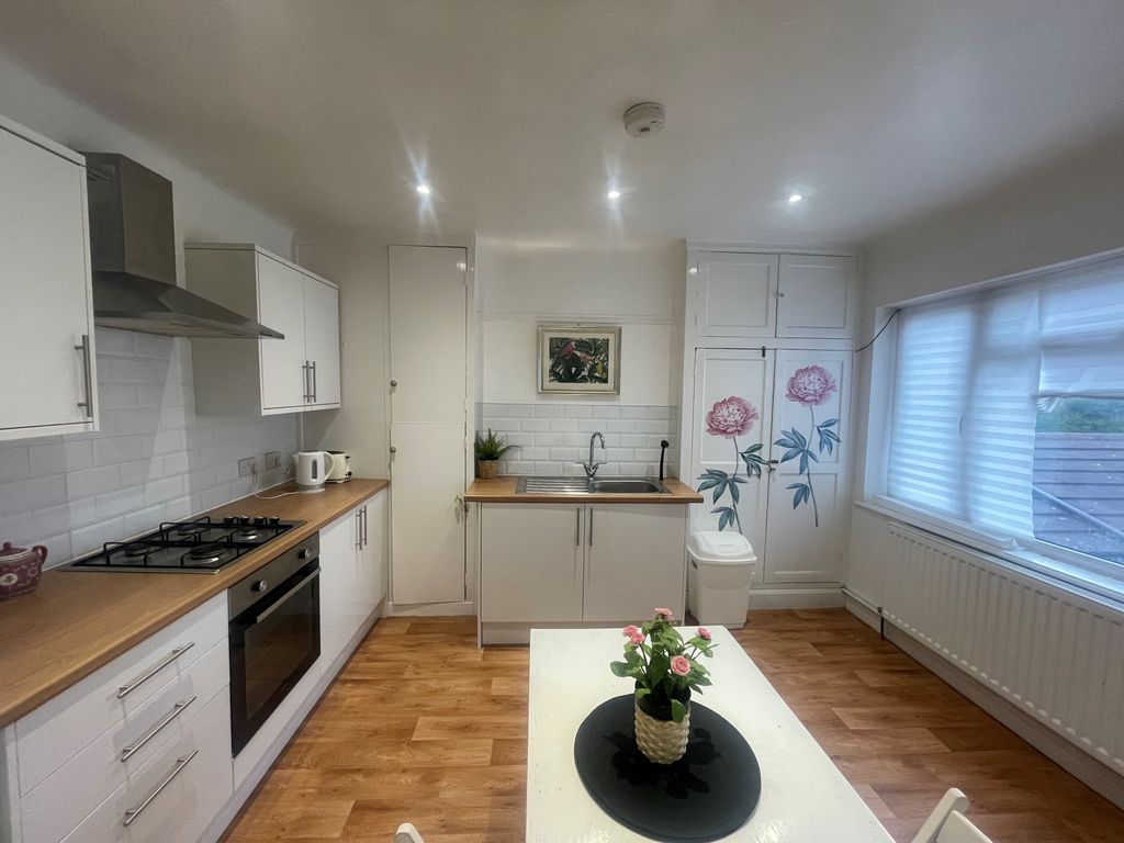 1 bed flat to rent in New Chester Road, Wirral CH62 Zoopla