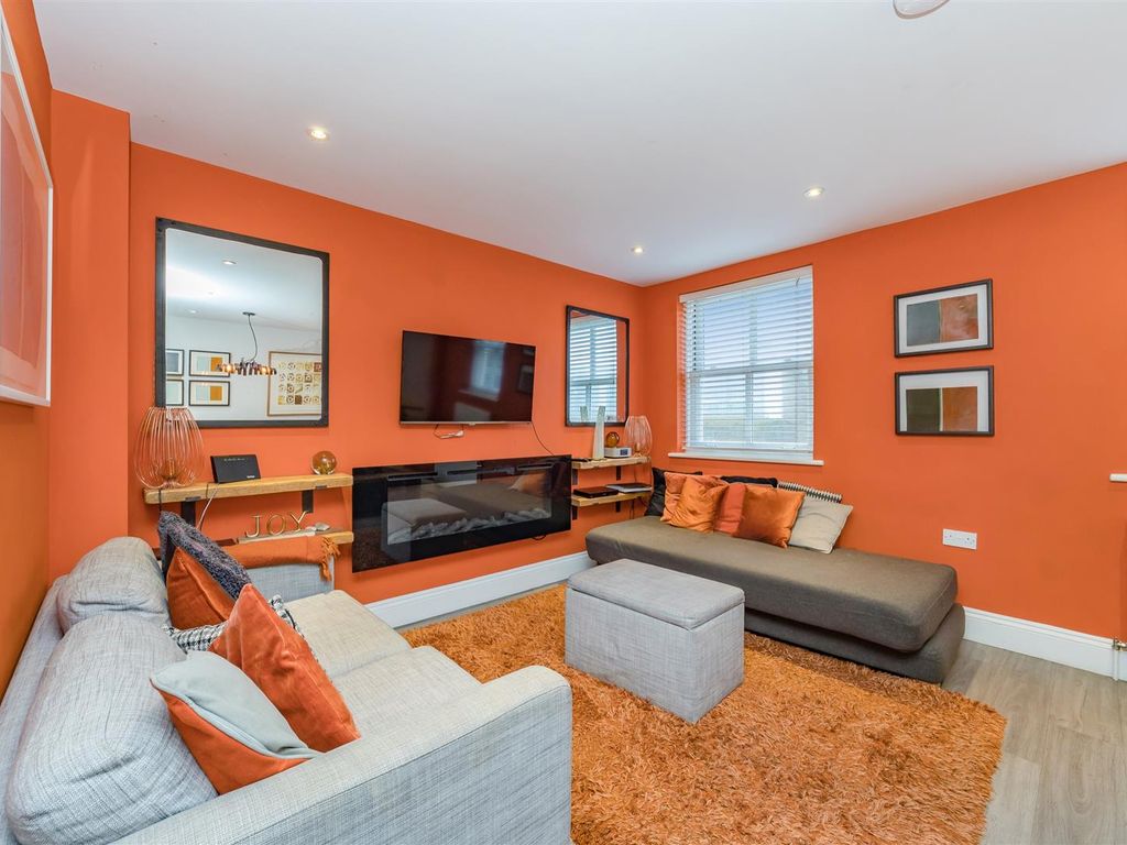 3 bed terraced house for sale in Little Preston Street, Brighton BN1