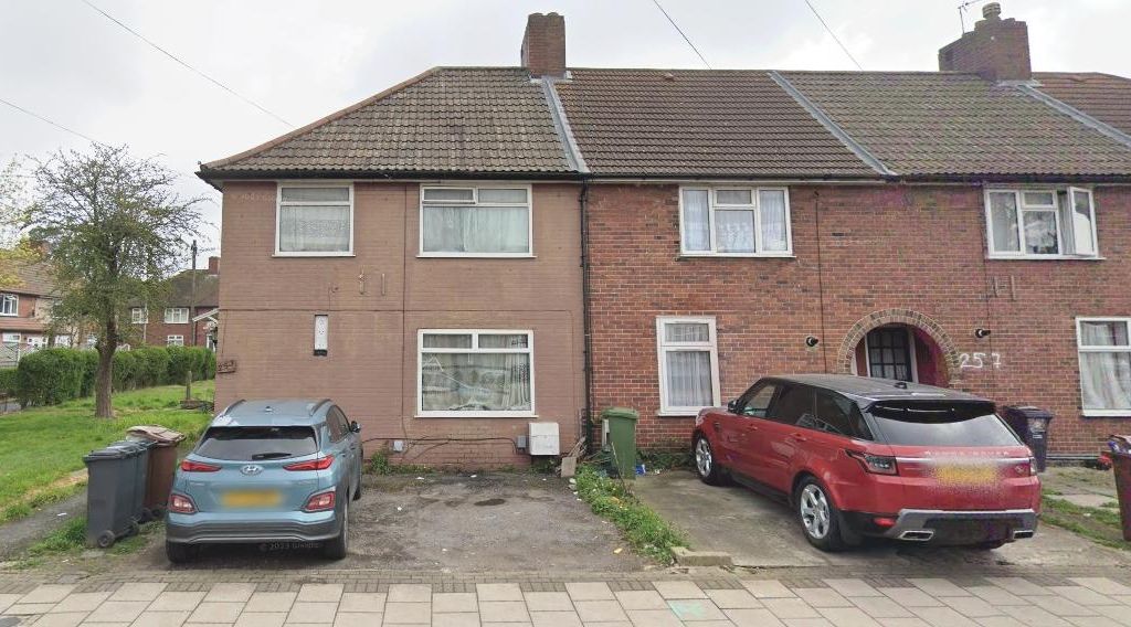 3 bed terraced house to rent in Lodge Avenue, Dagenham RM8 Zoopla