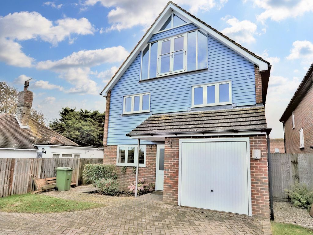 4 bed detached house to rent in Hythe Road, Dymchurch TN29 Zoopla