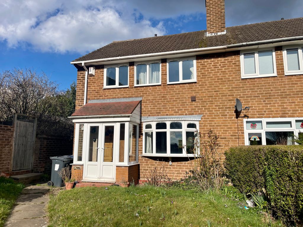 2 bed end terrace house for sale in Mickleton Avenue, Garretts Green