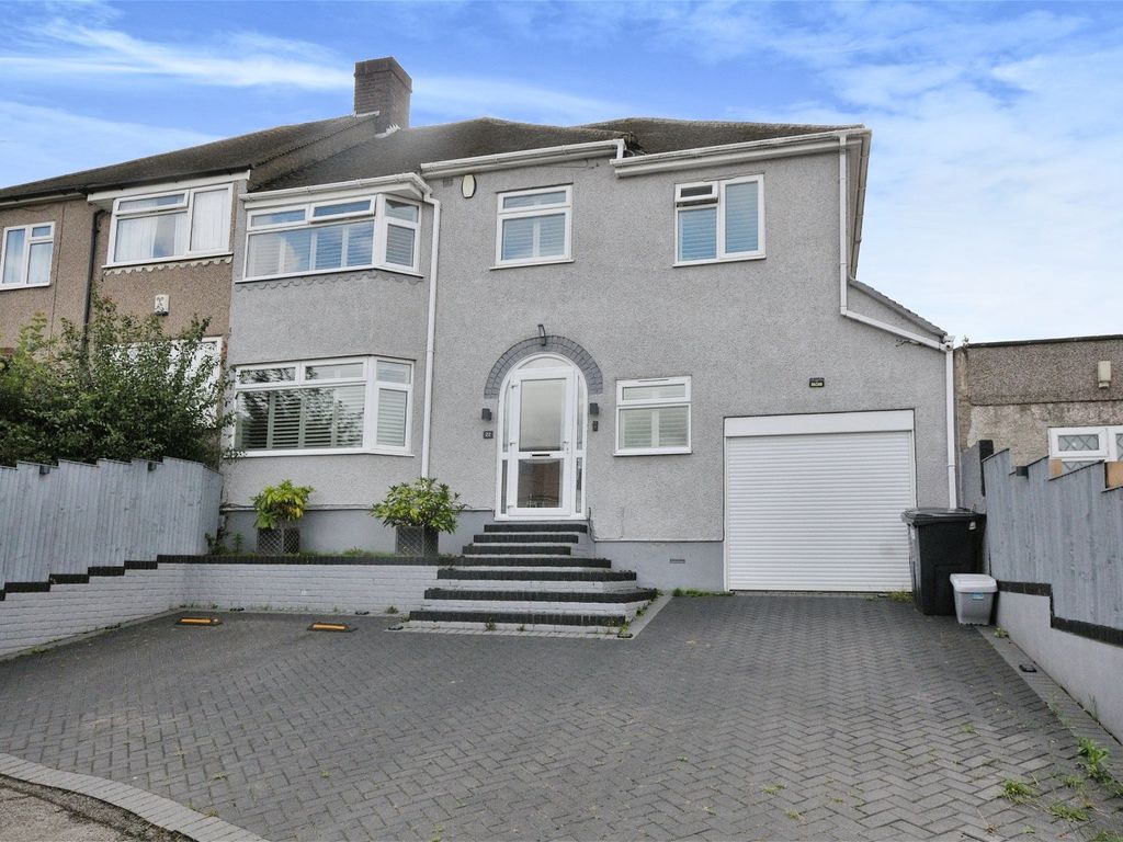 4 bed semidetached house for sale in Manse Way, Swanley BR8, £600,000