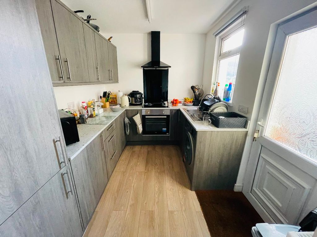 3 bed terraced house for sale in Richmond Road, Six Bells, Abertillery