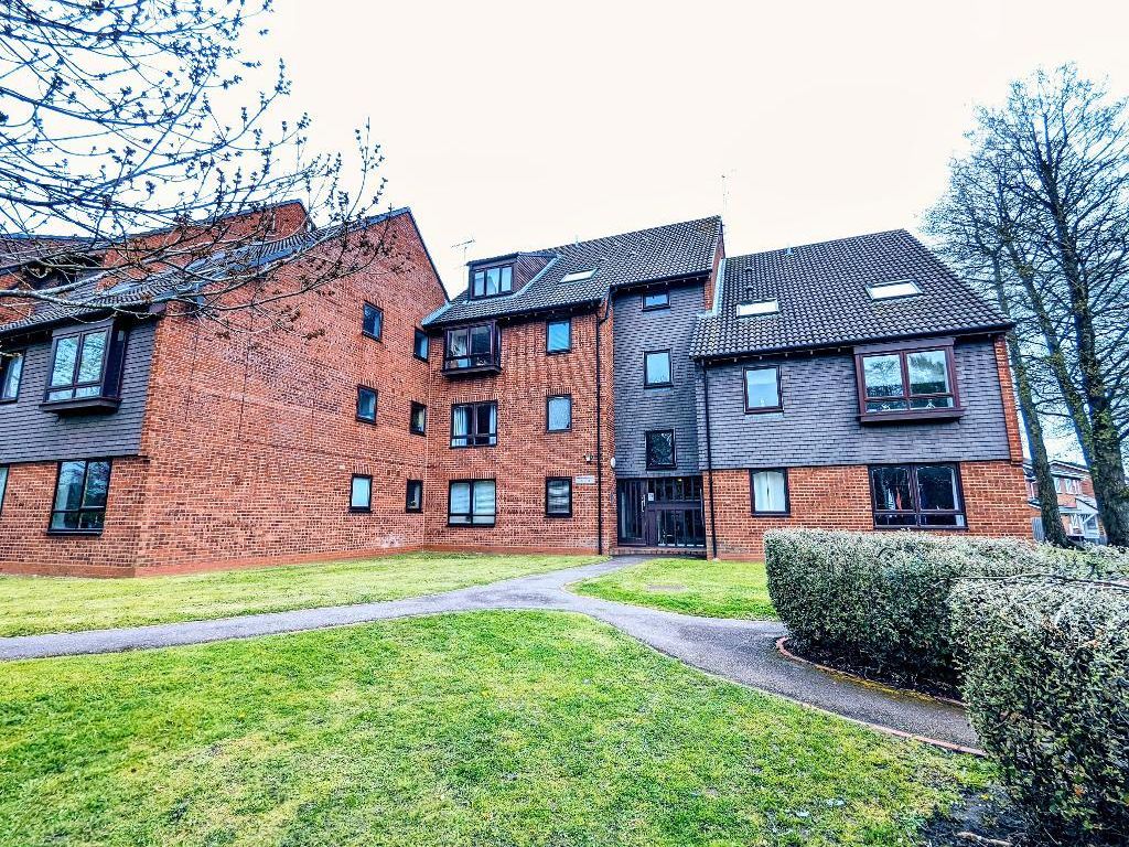 2 bed flat for sale in Humphrey Middlemore, Harborne, Birmingham B17