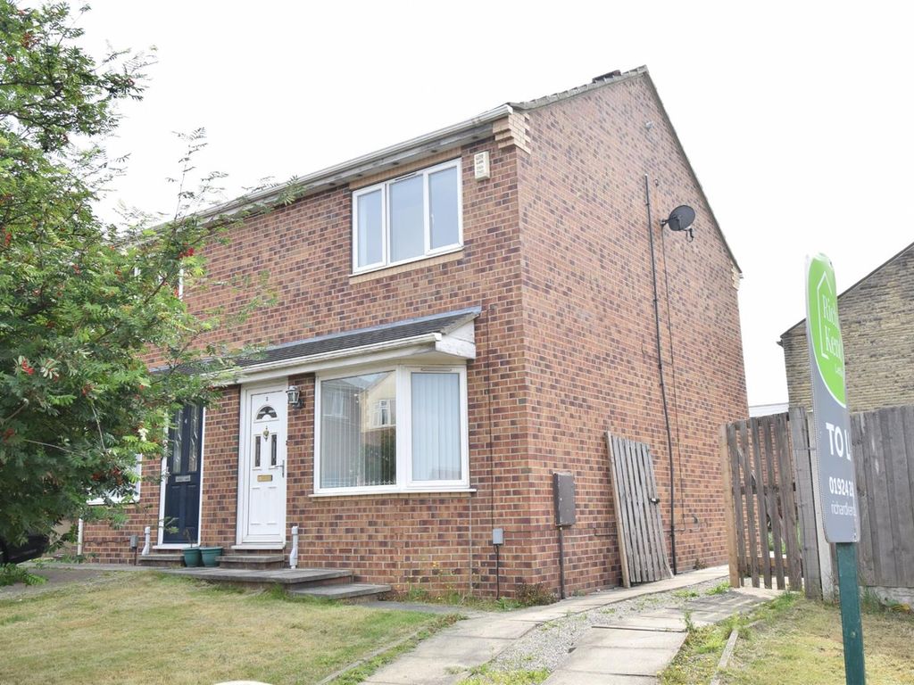 2 bed semidetached house to rent in 2 Ashleigh Gardens, Ossett WF5, £