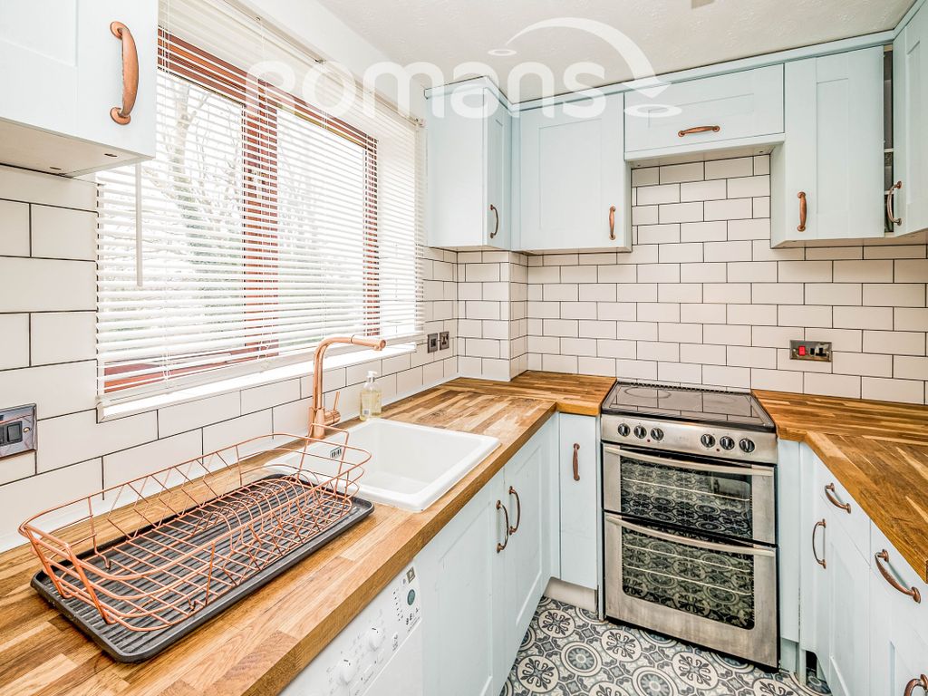 1 bed semidetached house to rent in Garratts Way, High HP13