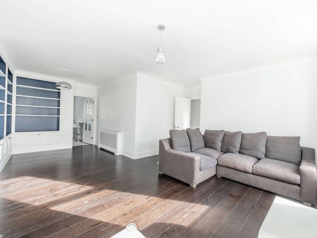 Vauxhall Bridge Road, Westminster, London SW1V