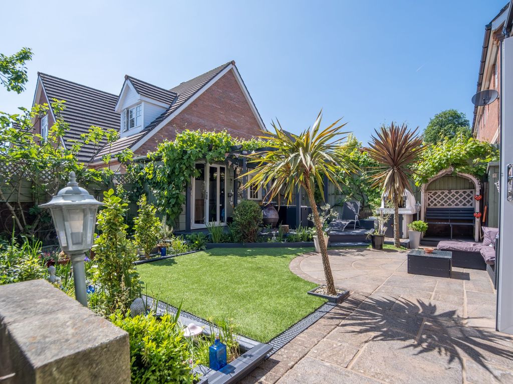 4 bed detached house for sale in Woodmill, Neath SA10 Zoopla