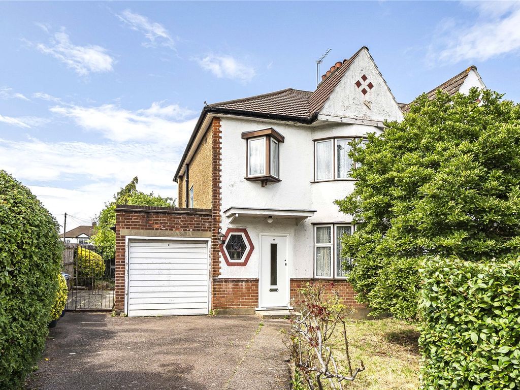3 bed semidetached house for sale in Meadway, EN5 Zoopla