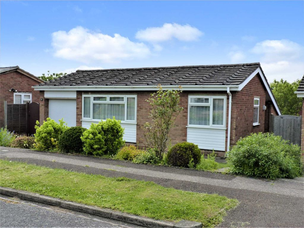 3 bed detached house for sale in Godwin Close, Bromham MK43 Zoopla