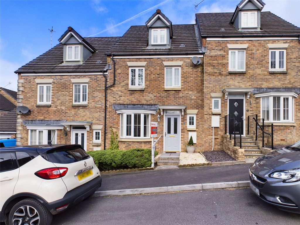 4 bed town house for sale in Denbeigh Court, Hirwaun, Aberdare, Rhondda Cynon Taff CF44 Zoopla