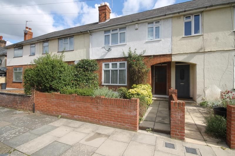 3 bed terraced house to rent in Dawnay Road, Earlsfield, London SW18