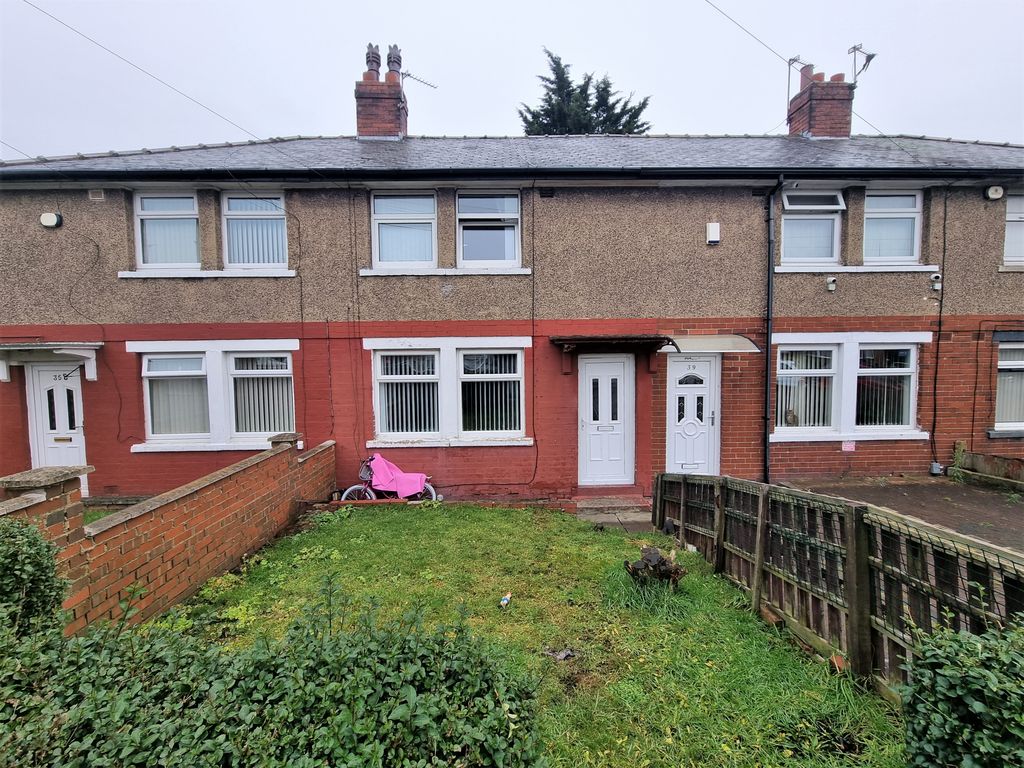 2 bed terraced house for sale in Weetwood Road, Bradford BD8 Zoopla