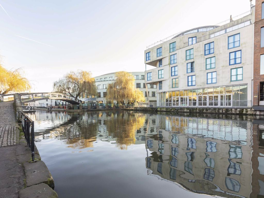 Oval Road, London NW1  