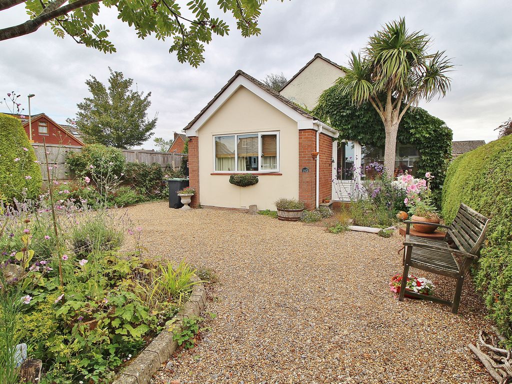 3 bed detached bungalow for sale in Silverdale Drive, Waterlooville PO7